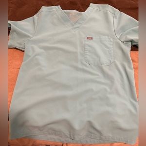 Figs men’s scrub top